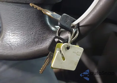 2012 Ford E-150 Commercial from USA, damaged, VIN 1FTNE1EW0CDA53613